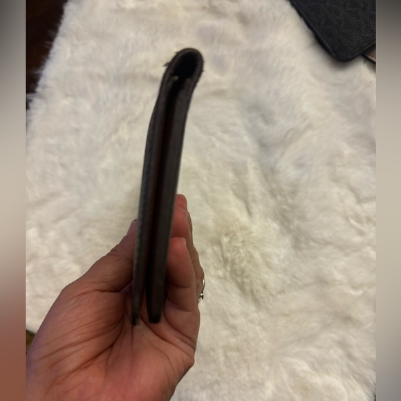 Louis Vuitton Monogram Checkbook Wallet - Picture 12 of 13